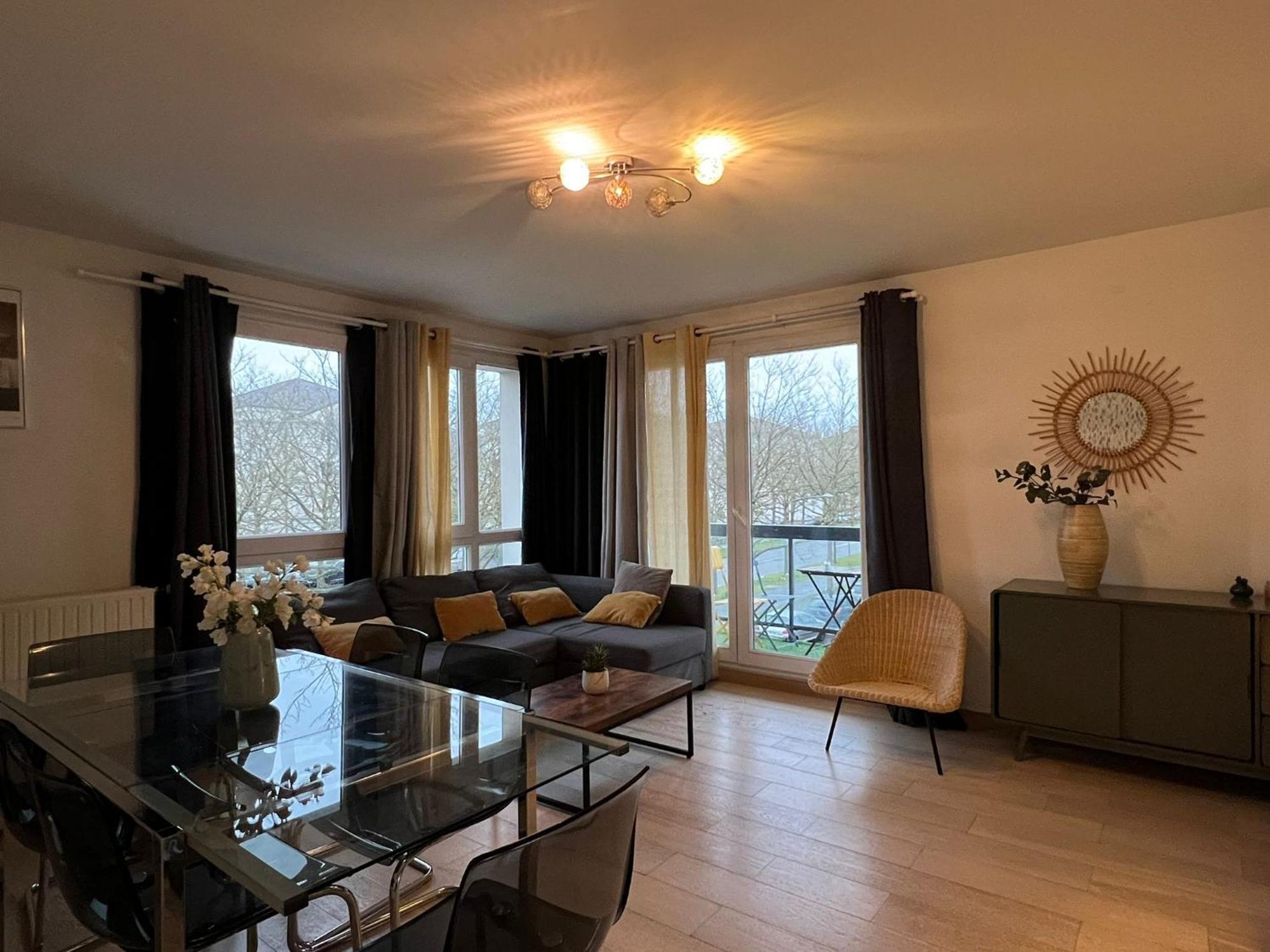 Beautiful T4 Appartement 8 Personnes Proche Disney Parking Prive Bussy-Saint-Georges Esterno foto
